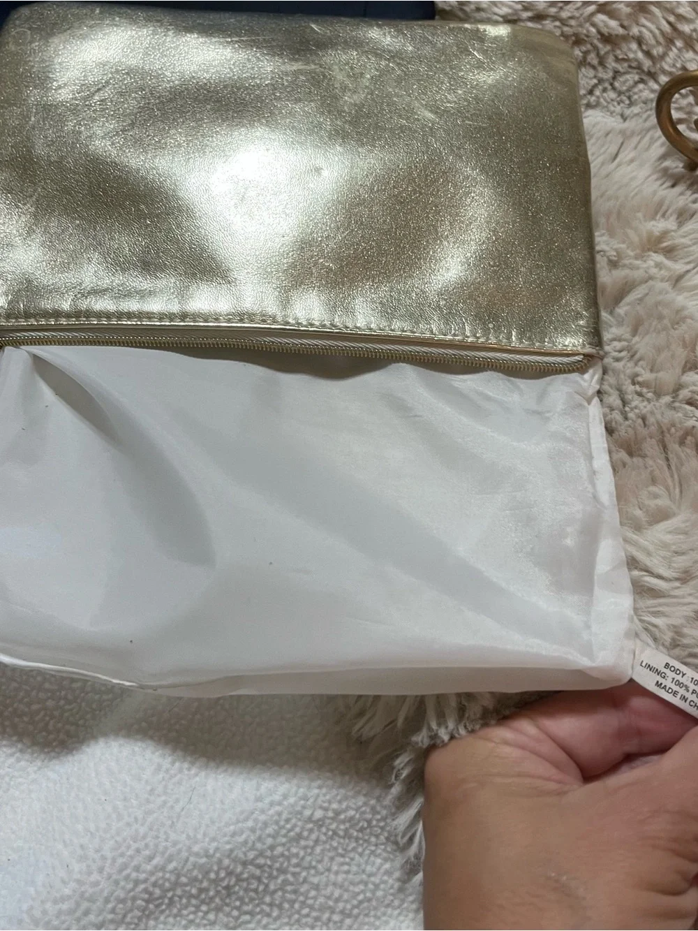 Oscar de la Renta Gold Metallic Jewelry Pouch 02-08R